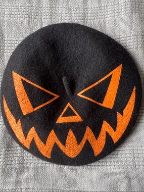 Kids Halloween Pumpkin Beret Hat - Black and Orange